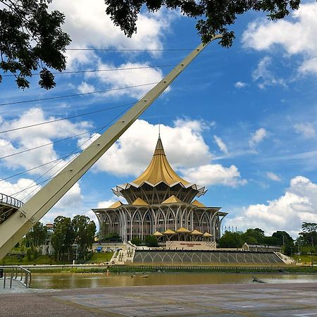 Sheraton Kuching Hotel 外观 照片